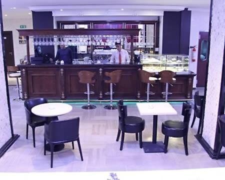 Hotel Beni Hamad Bordj Bou Arreridj Buitenkant foto